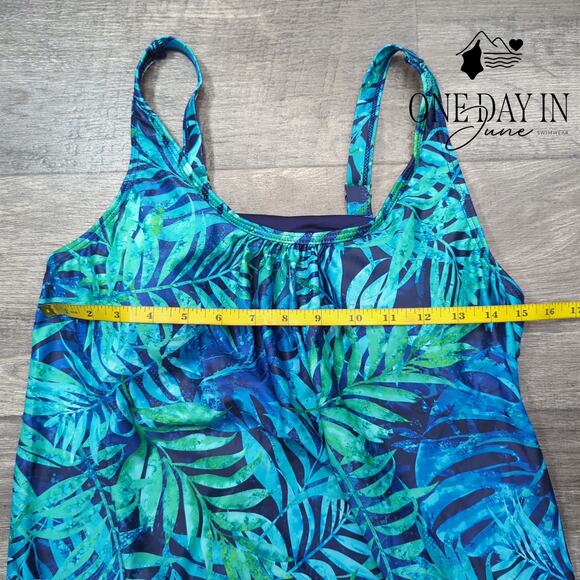 Yonique Blouson Tankini Top Size M - Picture 2 of 4
